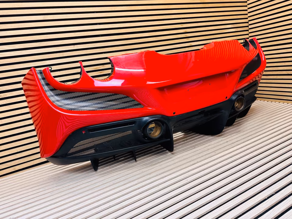 Ferrari F8 Tributo rear bumper diffuser exhaust pipes - Image 4
