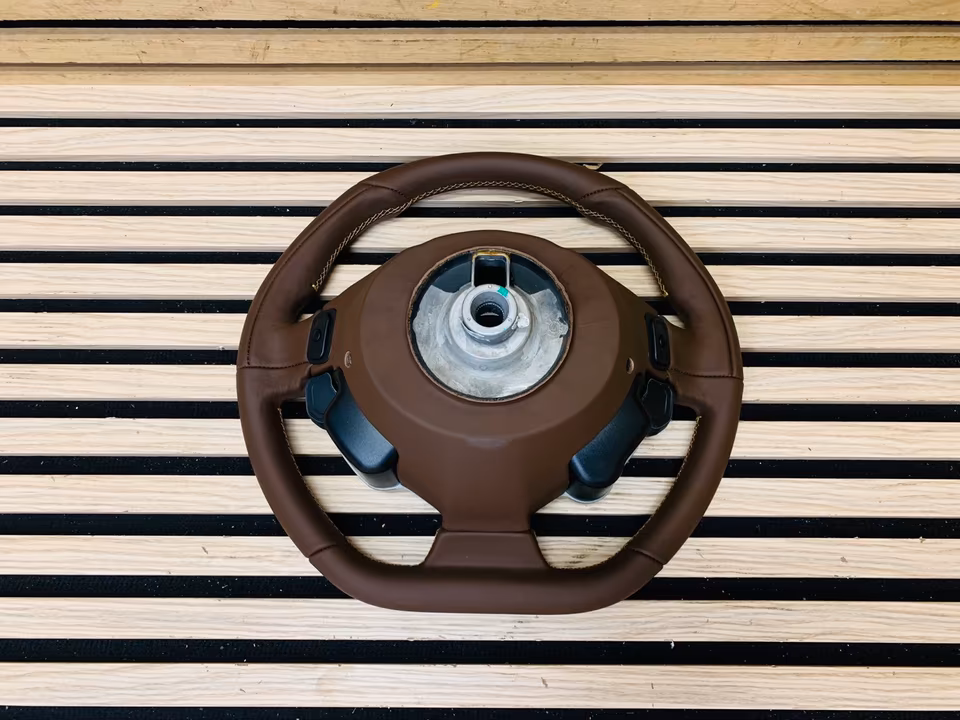 Ferrari FF steering wheel, leather, brown - Image 2