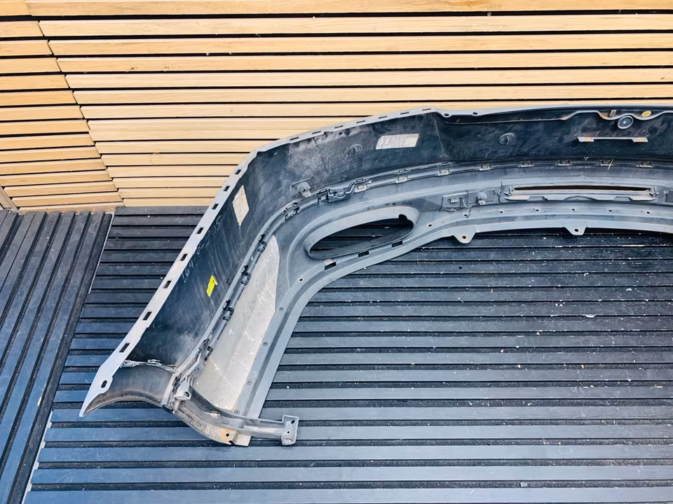 Ferrari 812 Competizione bumper tailgate spoiler - Image 4