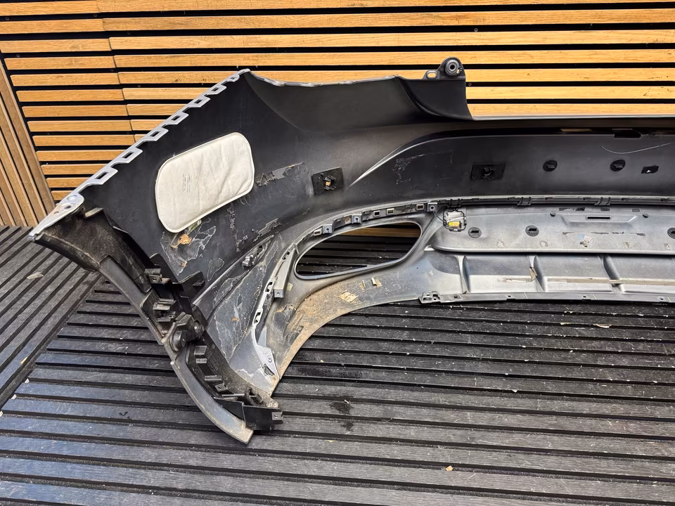 Bentley GT rear bumper model 2025 3SD807511 - Image 3