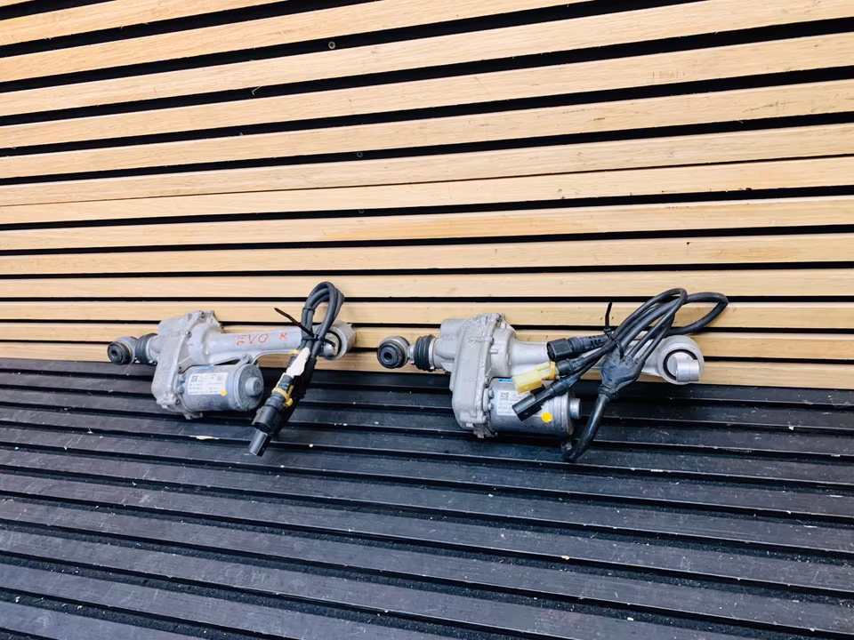 Lamborghini Huracan Actuator Right 4T0501398B - Image 6
