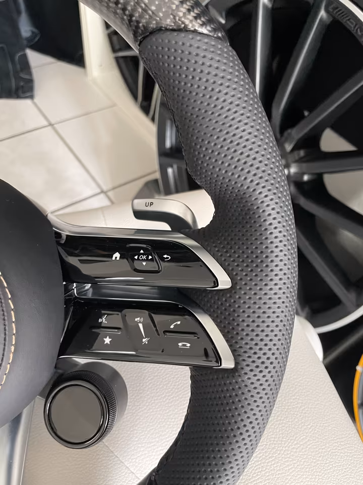 Mercedes AMG Sport Steering Wheel Carbon R232 SL63 W223 W463 W206 W213 - Image 6