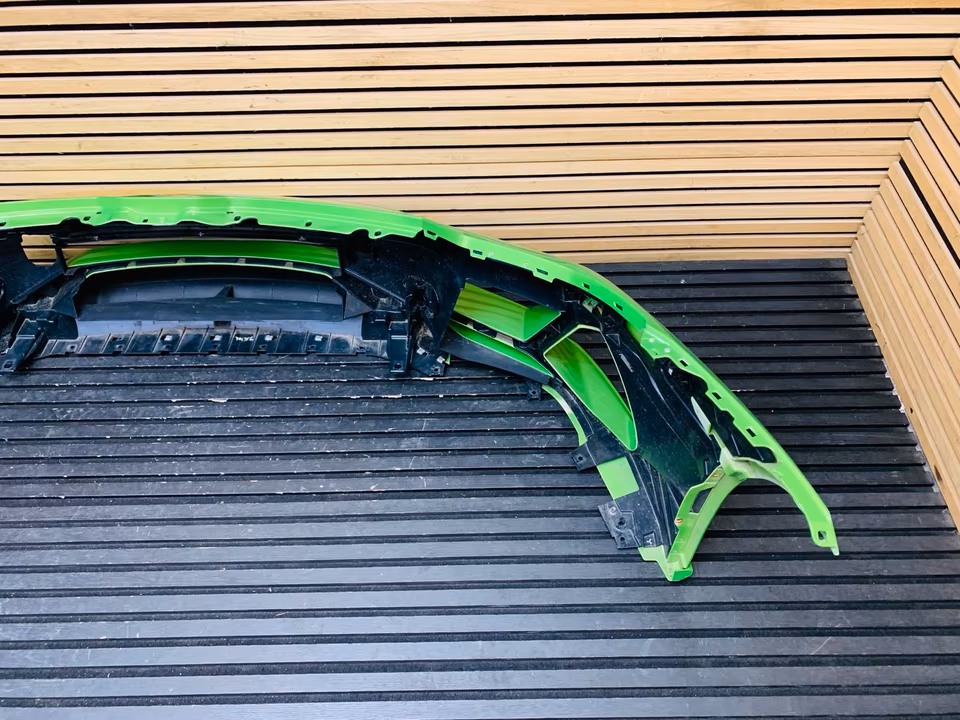 Lamborghini Huracan EVO Bonnet Bumper Headlight - Image 4