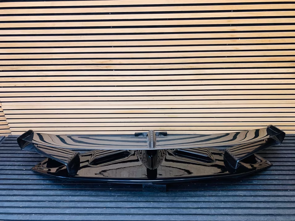 Lamborghini Aventador SVJ Rear Spoiler Carbon 470854871B - Image 4