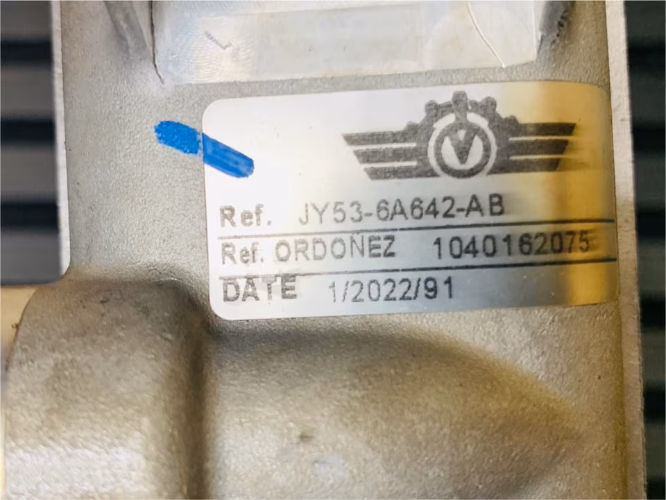 Aston Martin DB11 Radiator JY536A642AB - Image 5