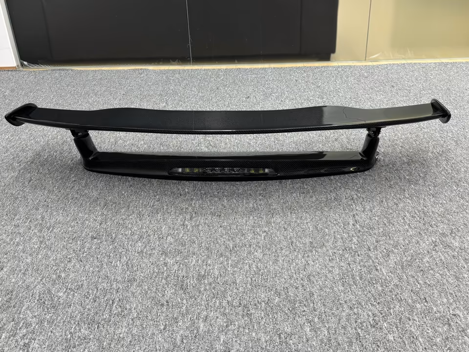 Mercedes-Benz AMG GTS GTS GTR GTC Roadster LED Rear Spoiler - Image 10