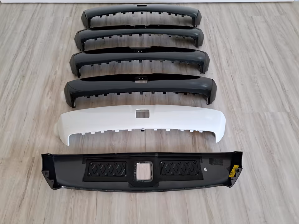 ROLLS-ROYCE CULLINAN RR31 Frame Radiator Grill Grille - Image 3