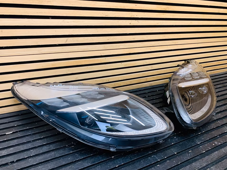 Aston Martin DB12 Headlights Left Right RY5313W029EC 030ED - Image 7