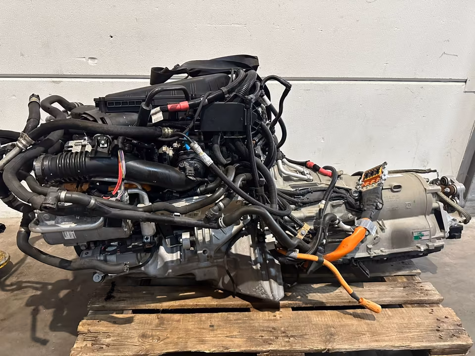 BMW 3.0i N55B30A Complete Engine - Image 4