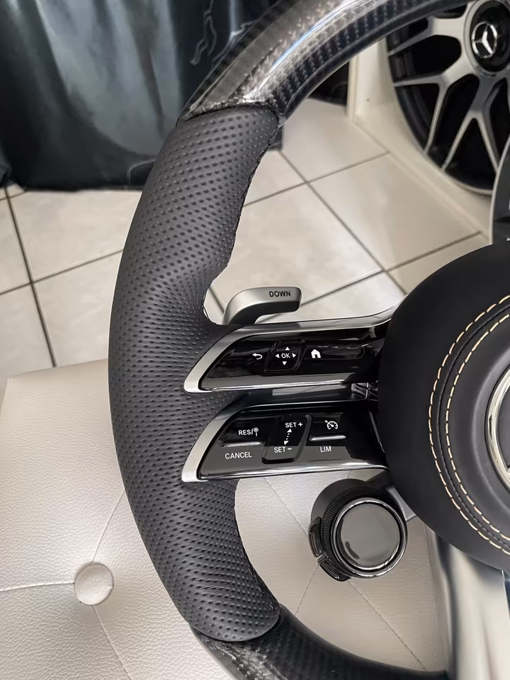 Mercedes AMG Sport Steering Wheel Carbon R232 SL63 W223 W463 W206 W213 - Image 5