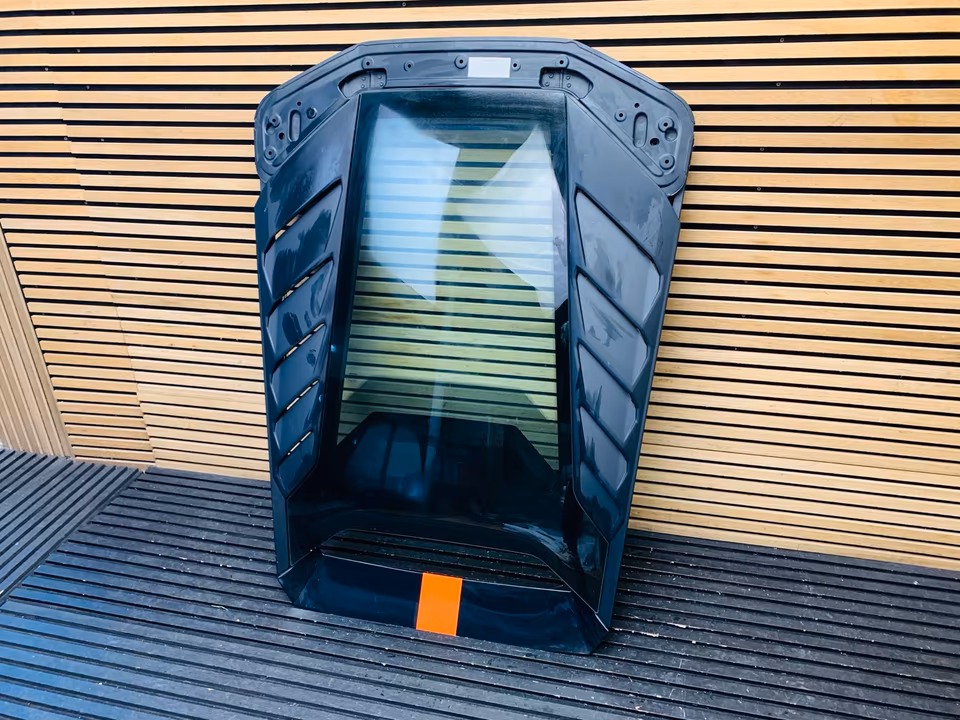 Lamborghini Huracan EVO Tailgate 4T082723E Brand New - Image 7