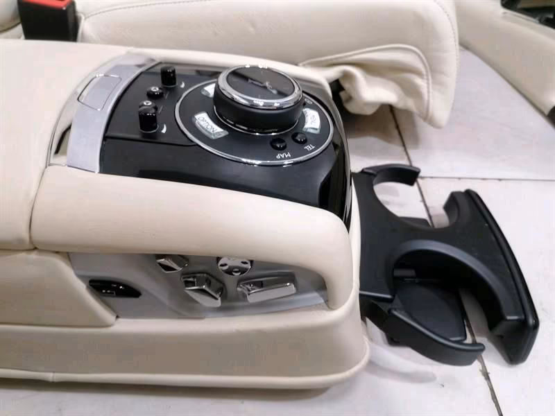 ROLLS ROYCE GHOST SERIES II complete seats - Image 10