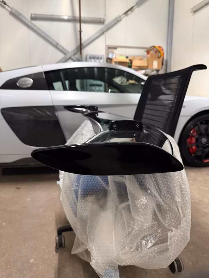 AMG GTR Rear Wing, Mercedes - Image 2