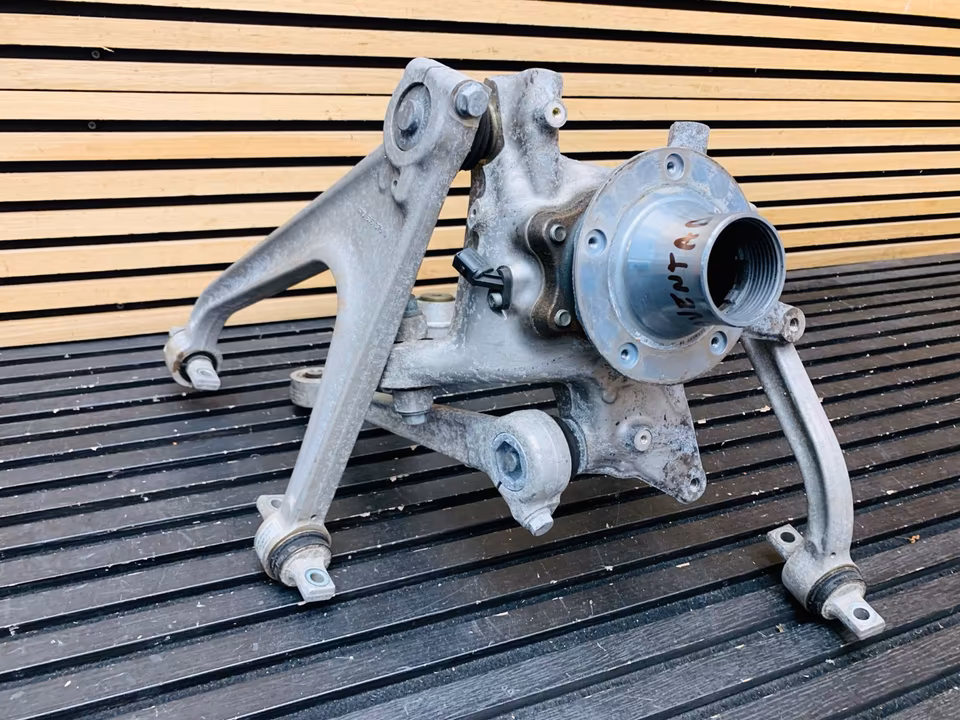 Lamborghini Aventador Rear Steering Knuckle Control Arm 470505433E