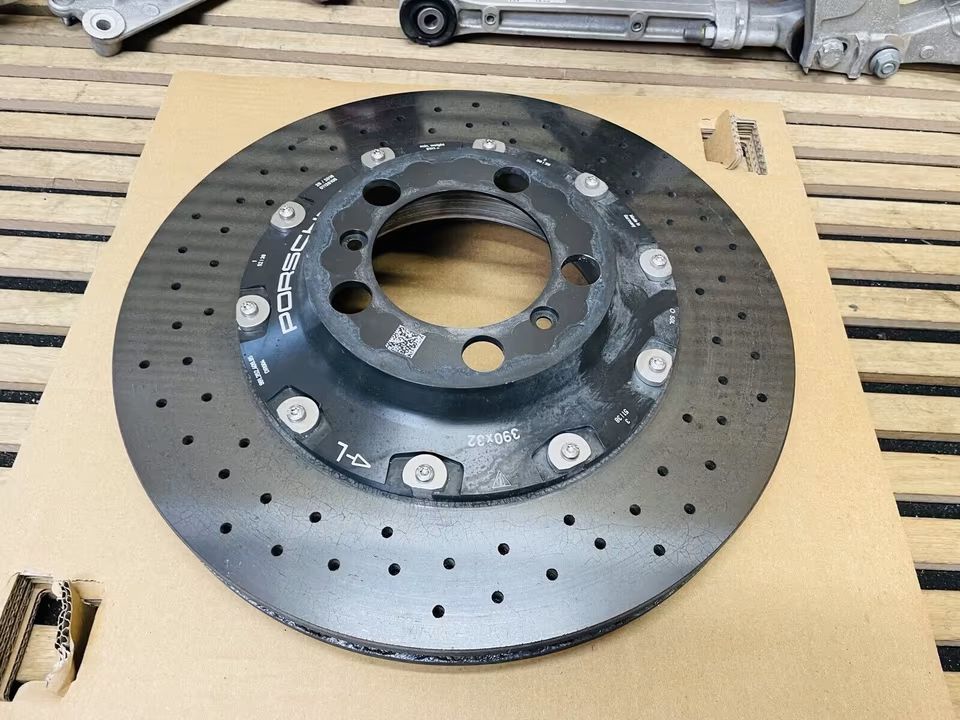 Porsche GT3 RS ceramic brake disc, shock absorber, control arm - Image 9