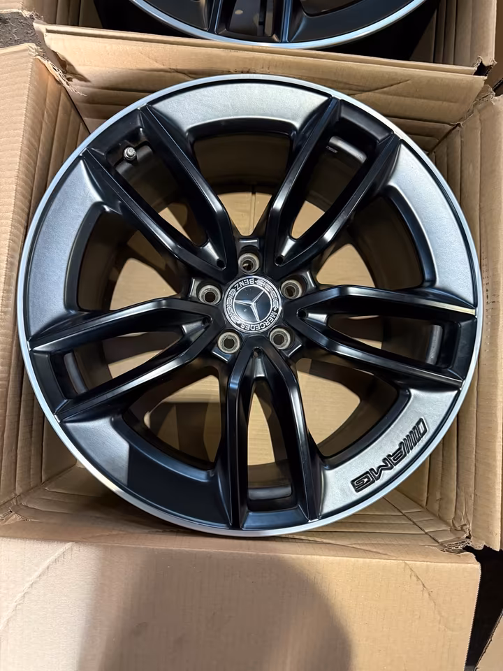 4x Mercedes-Benz AMG 9.5Jx19 ET22.5 AMG GT C SL GLC E Class TOP - Image 11