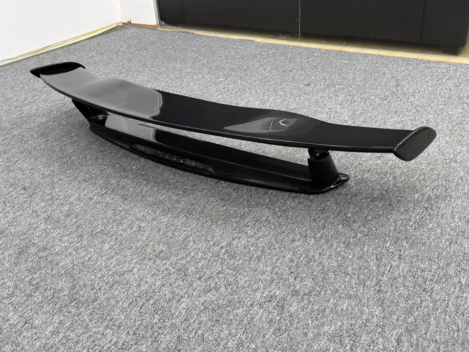 Mercedes-Benz AMG GTS GTS GTR GTC Roadster LED Rear Spoiler - Image 9