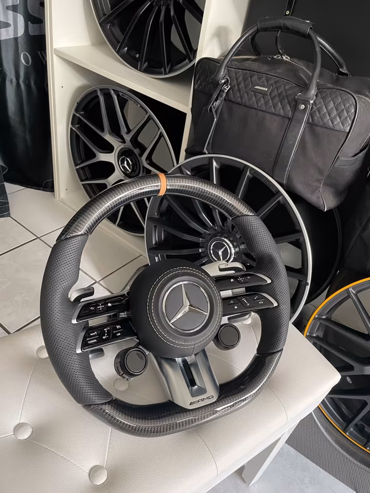 Mercedes AMG Sport Steering Wheel Carbon R232 SL63 W223 W463 W206 W213 - Image 2