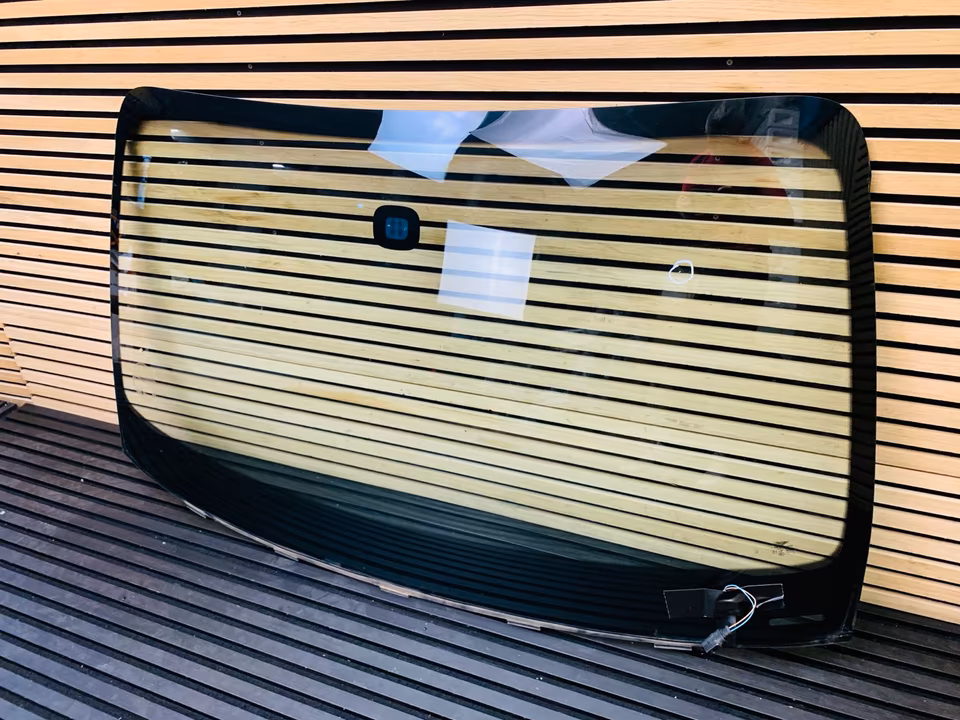 Bentley Continental GT Windscreen 3W8845011H - Image 5