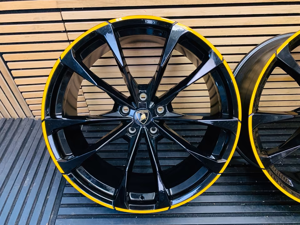 Lamborghini Urus Alloy Wheels Set 23 Inch 4ML601025BA - Image 7