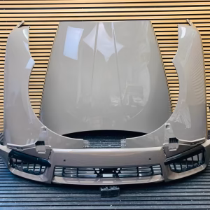 Rolls Royce Cullinan bonnet bumper fender facelift