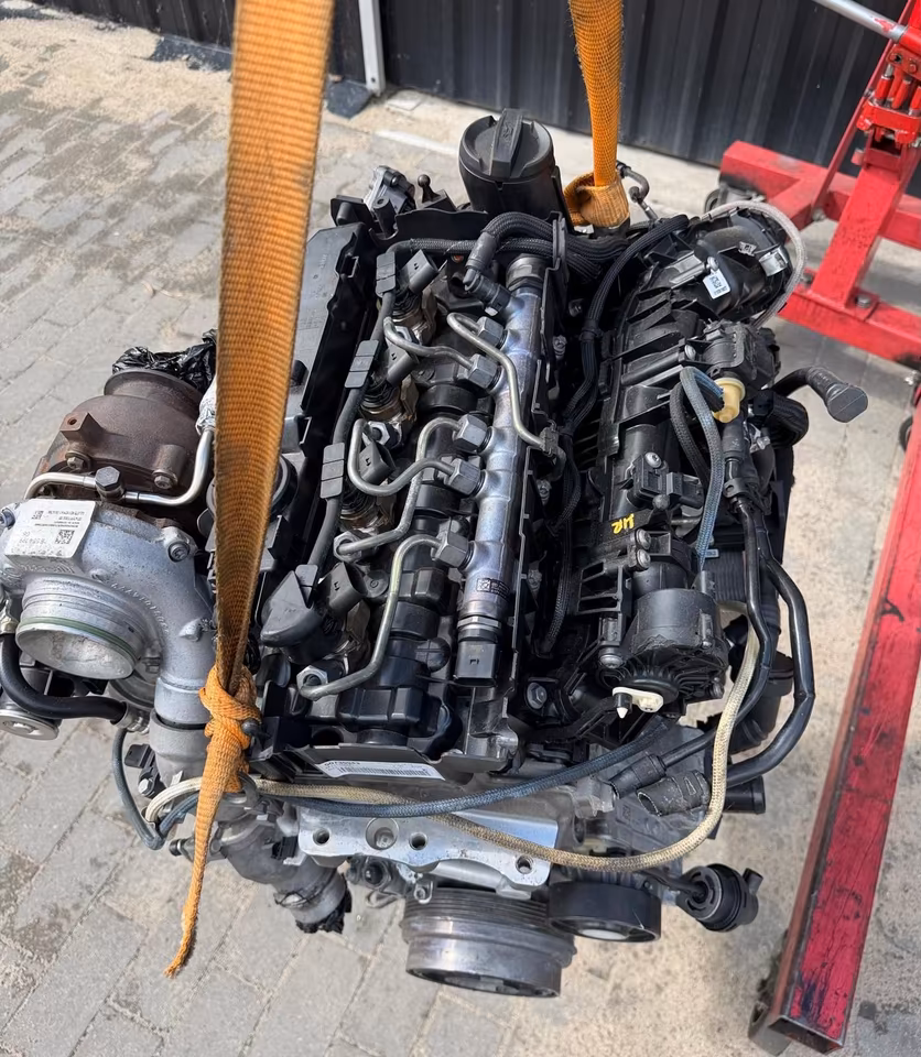 BMW B47C20B 2.0 Diesel Engine Complete - Image 2
