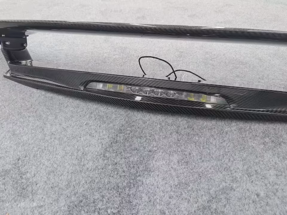 Mercedes-Benz AMG GTS GTS GTR GTC Roadster LED Rear Spoiler - Image 2