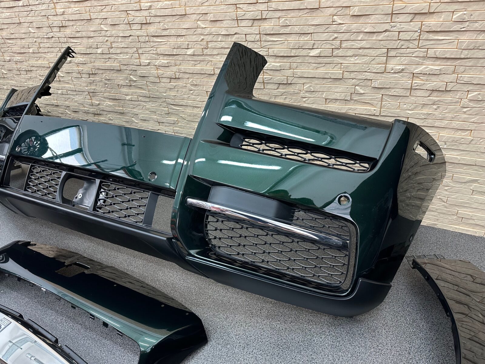Rolls Royce Cullinan Dark Emerald WR94 Front Set Bonnet Fenders Bumper Grill Cover 7450196 - Image 4