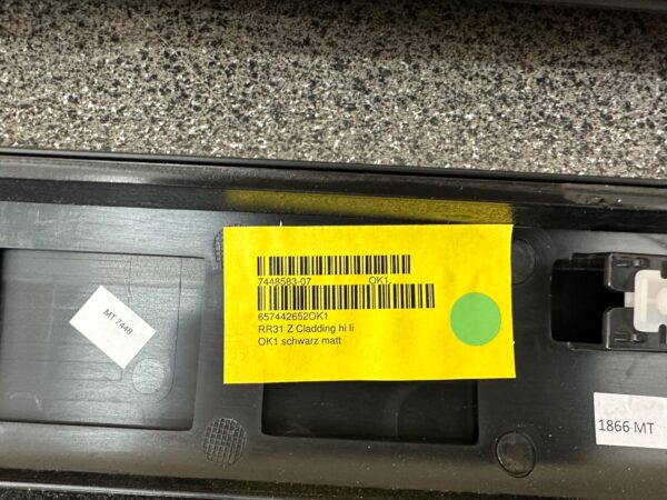 Rolls Royce Cullinan Door Trim Plate Insert Set 7448586 - Image 6
