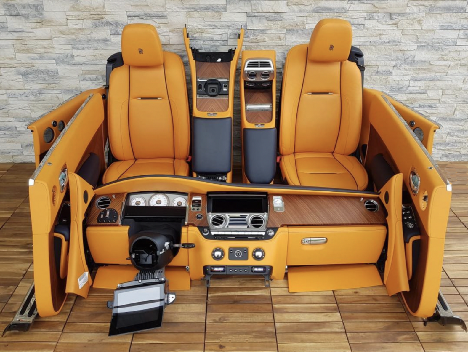 Rolls Royce Dawn RR6 Cabrio Dashboard Interia Seats Orange
