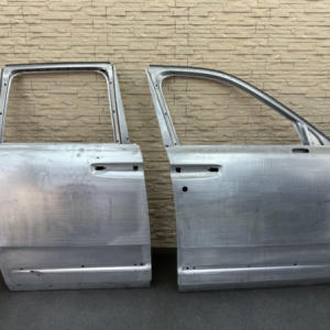 Rolls Royce Cullinan Door Right Side Front or Rear