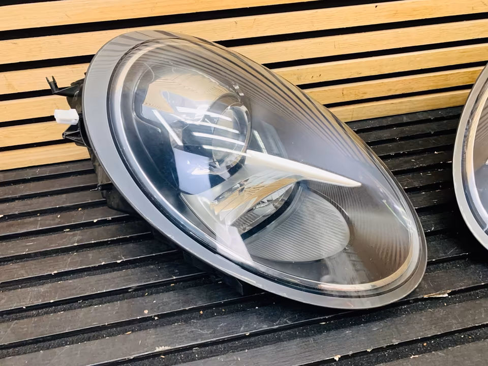 Porsche 991 Headlight Left Right 99163113603 99163113503 - Image 8