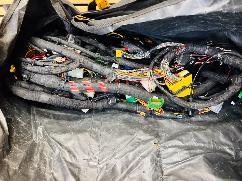 Aston Martin Vantage wiring harness KY6314A005DB New Vantage - Image 4