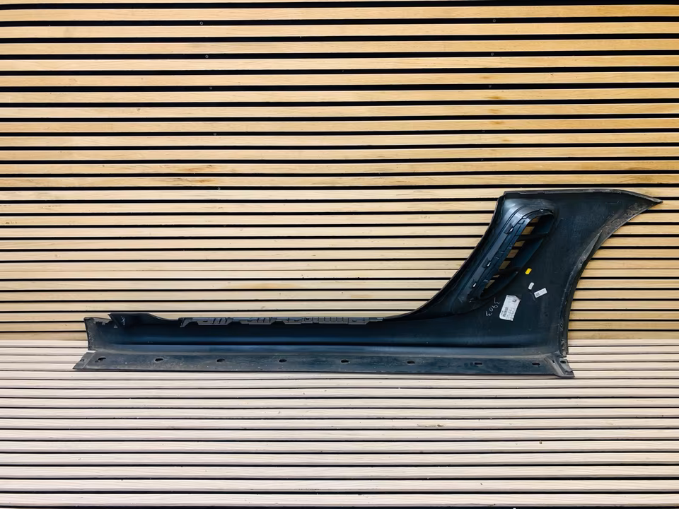 Porsche Boxster Right Side Sill 982854884 - Image 3