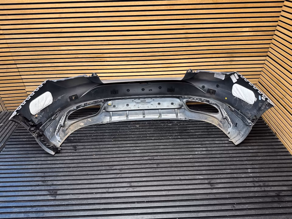 Bentley GT rear bumper model 2025 3SD807511 - Image 4