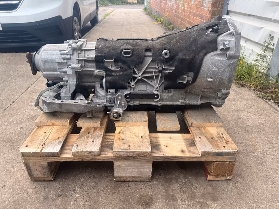 BMW X3 3.0 PETROL B58 F-SERIES TRANSMISSION GA8HP50Z 9470189 2018 - Image 6