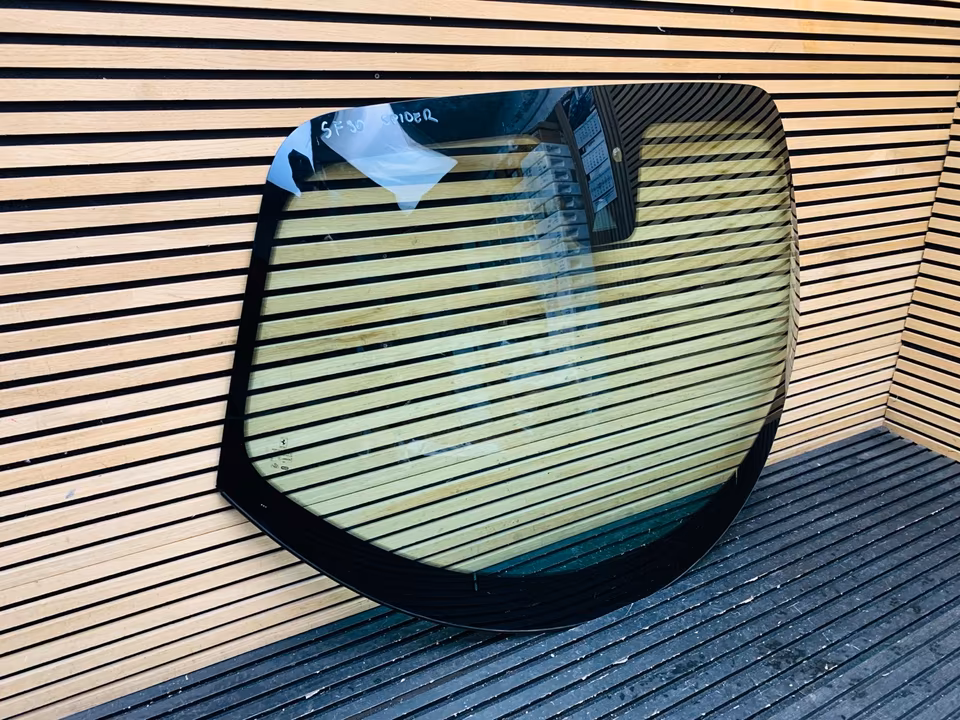 Ferrari SF90 Stradale Windscreen - Image 6