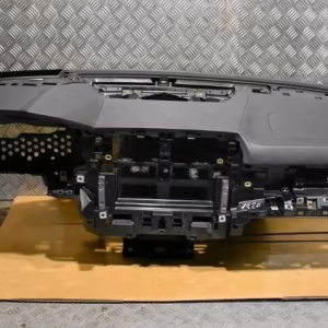 LAMBORGHINI URUS DASHBOARD