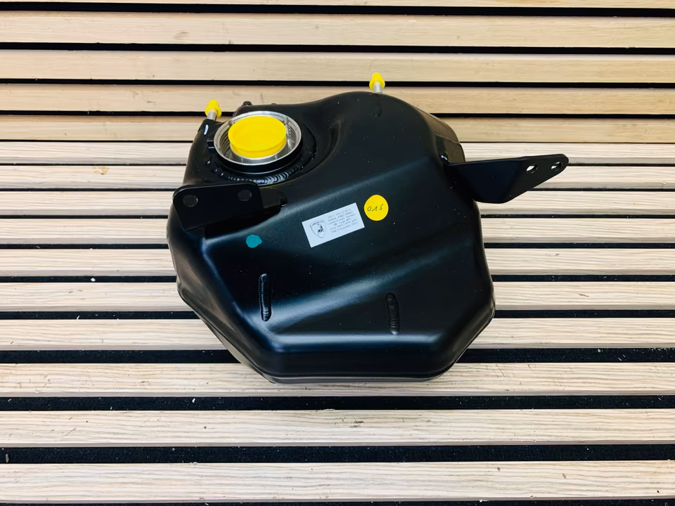 Lamborghini Aventador LP770 SVJ Coupe Tank Coolant 470121407A