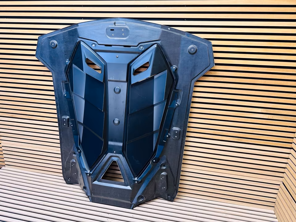 Lamborghini Aventador Roadster engine cover carbon tailgate - Image 7