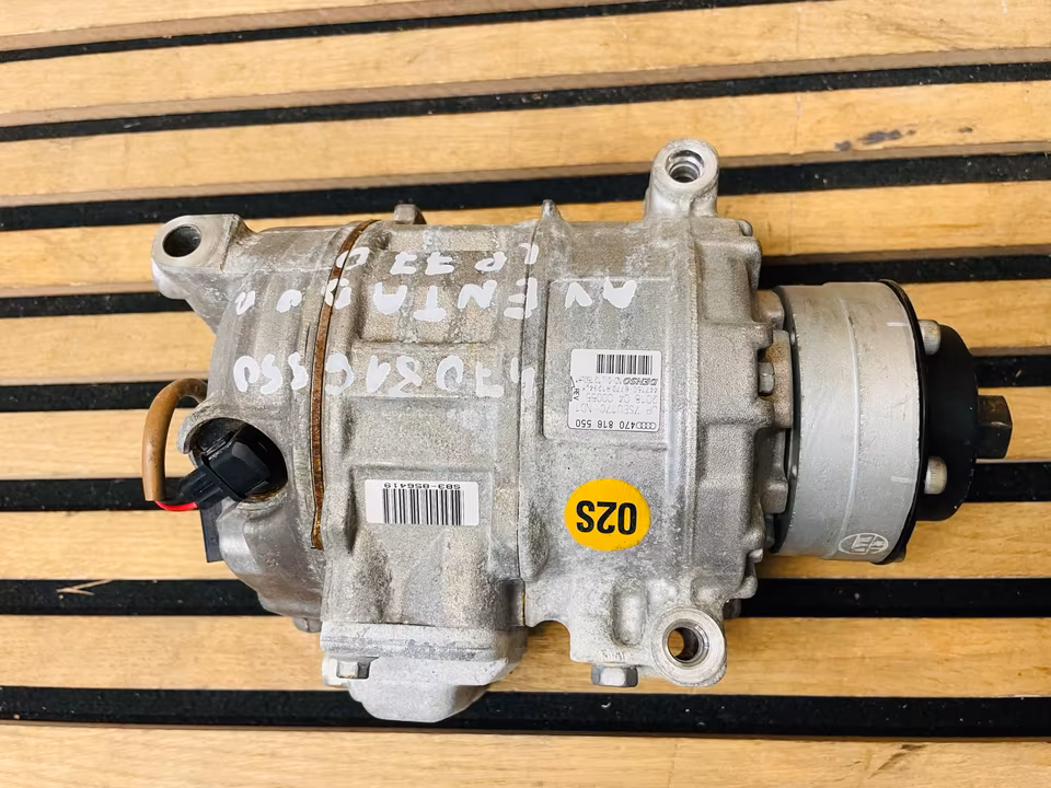 Lamborghini Aventador air conditioning compressor 470816550 - Image 3