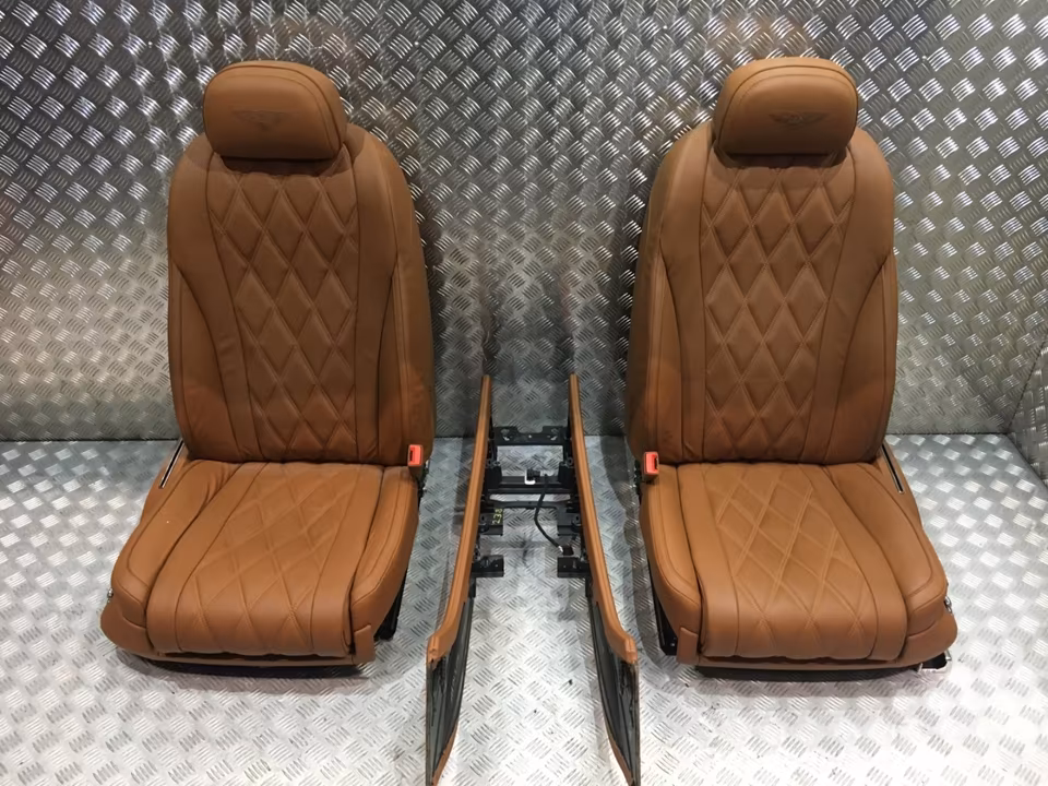 BENTLEY FLYING SPUR LEATHER SEATS BROWN INTERIOR