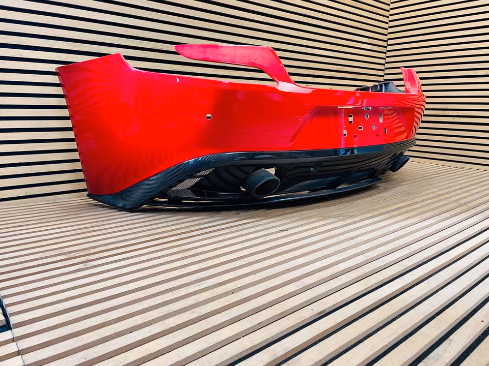 Aston Martin Vanquish rear bumper carbon diffuser tailpipes