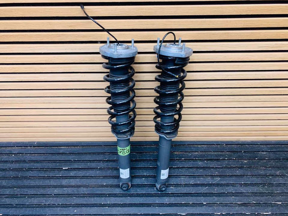 Aston Martin DB12 Rear Shock Absorber RY5318W002GA - Image 4
