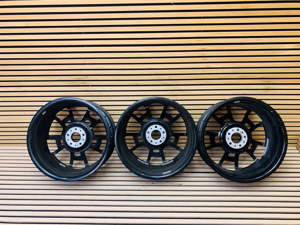 Rolls Royce Black Badge Carbon Alloy Wheel Front Set 21 36116872881 - Image 3