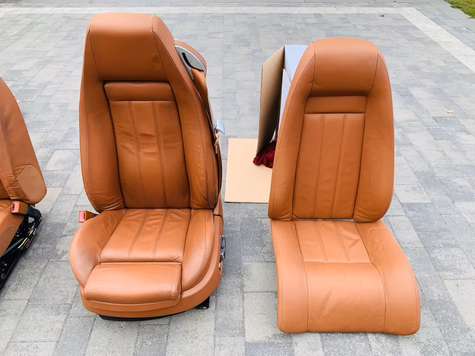 Bentley Continental interior - Image 9
