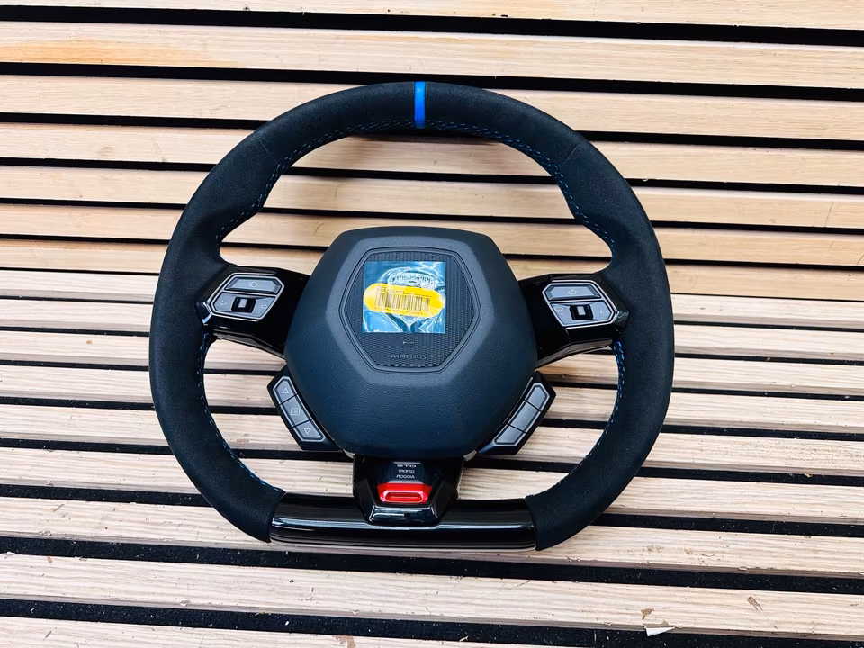 Lamborghini Huracan STO Steering Wheel Alcantara 4T0419091 - Image 7
