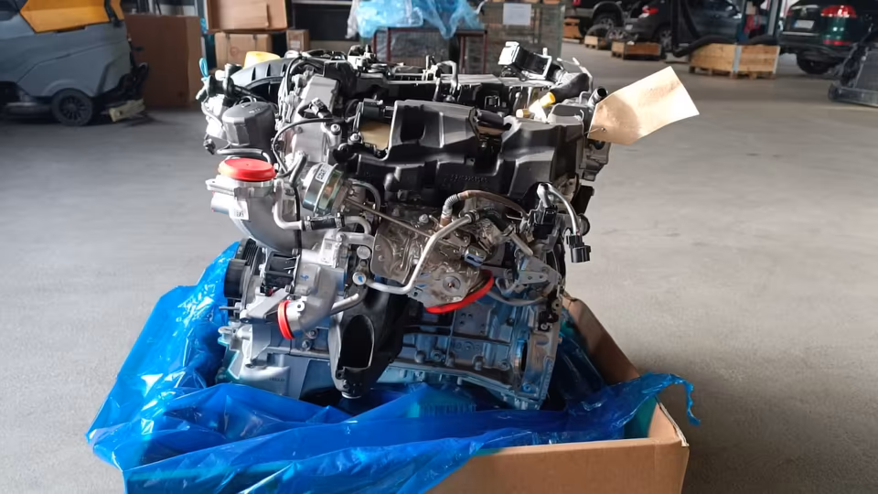 M276.824 OM276 Engine Mercedes S-Class S560 476hp - Image 4