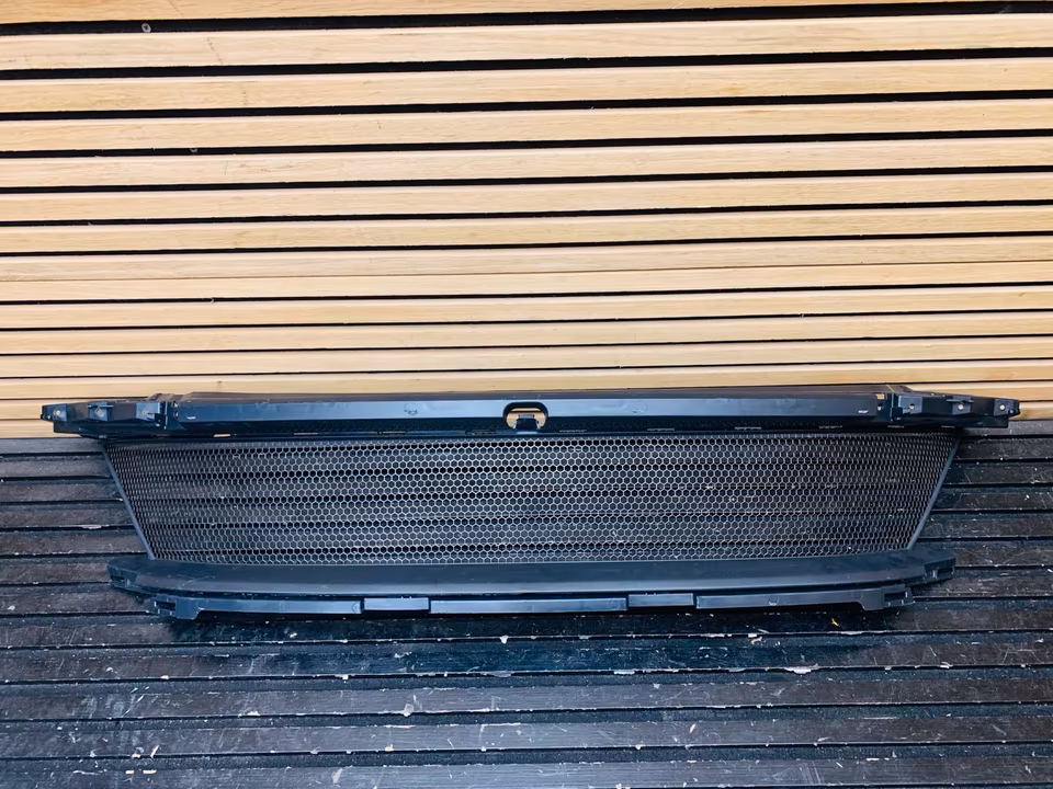 Porsche 992 GT3 GT3RS Front Grille 9GT807681F - Image 6