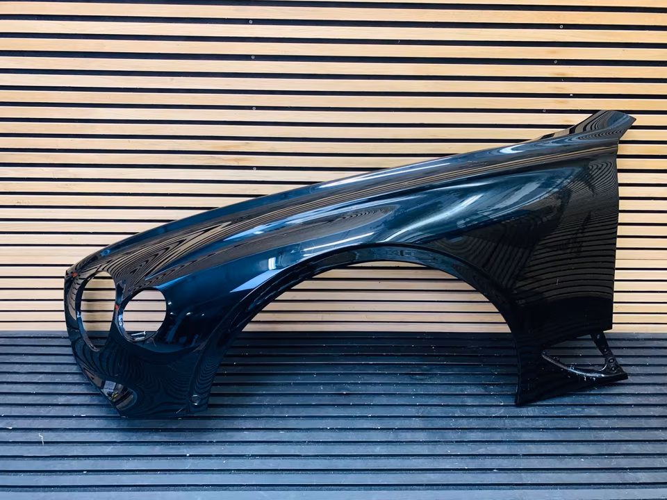 Bentley GT GTC Fender Left Right 3SD821101K 3SD821102K - Image 3